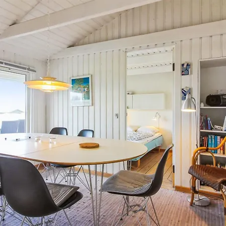 Trude - 250m From The Sea By Interhome 펜션