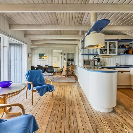 Trude - 250m From The Sea By Interhome Feriehus